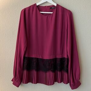 NWOT Purple Pleated and Lace Detailed Blouse Size EU 44